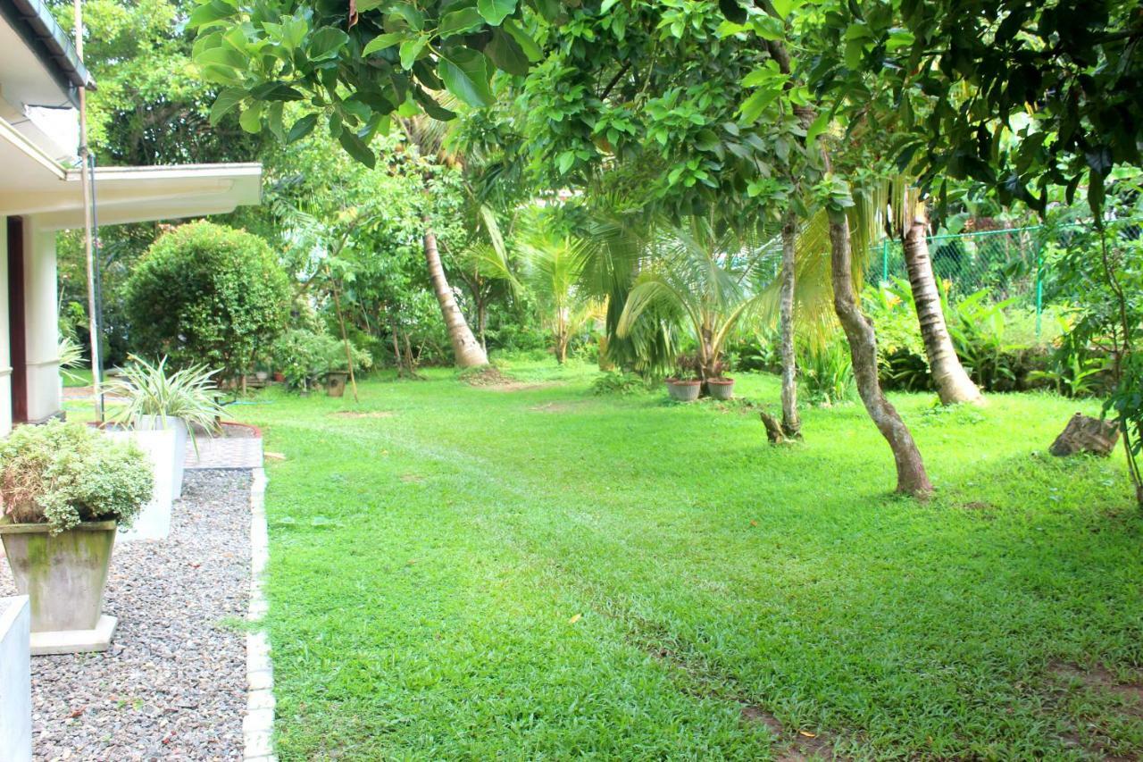 Sawanga Home Stay Weligama Exterior photo